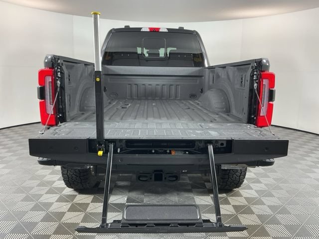 Used 2024 Ford F350 Platinum AWD/4WD image 8