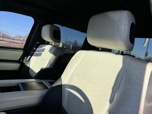 Used 2023 Toyota Tundra Capstone image 12