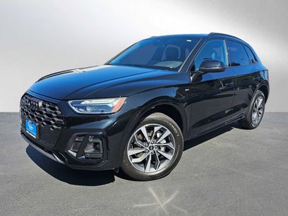 New 2024 Audi Q5 2.0T Premium w/ Summer of Audi Package