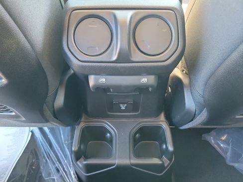 New 2026 Jeep Gladiator Mojave w/ Safety Group AWD/4WD image 10