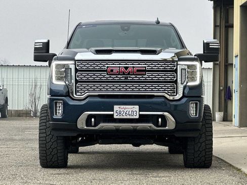 Used 2021 GMC Sierra 2500 Denali w/ Denali Ultimate Package image 9