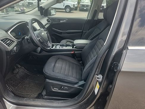 Used 2019 Ford Edge SEL FWD image 17
