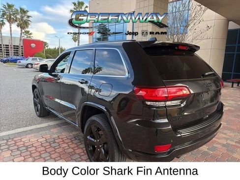 Used 2015 Jeep Grand Cherokee Altitude image 4