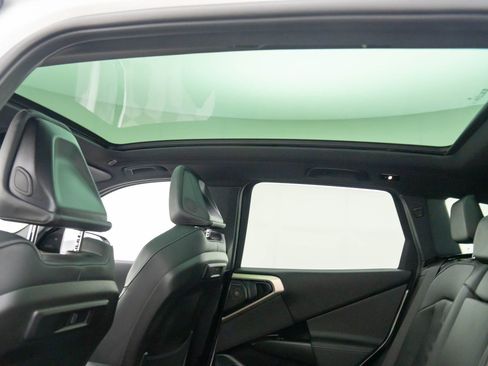 Certified 2025 BMW X3 xDrive30i w/ Premium Package image 16