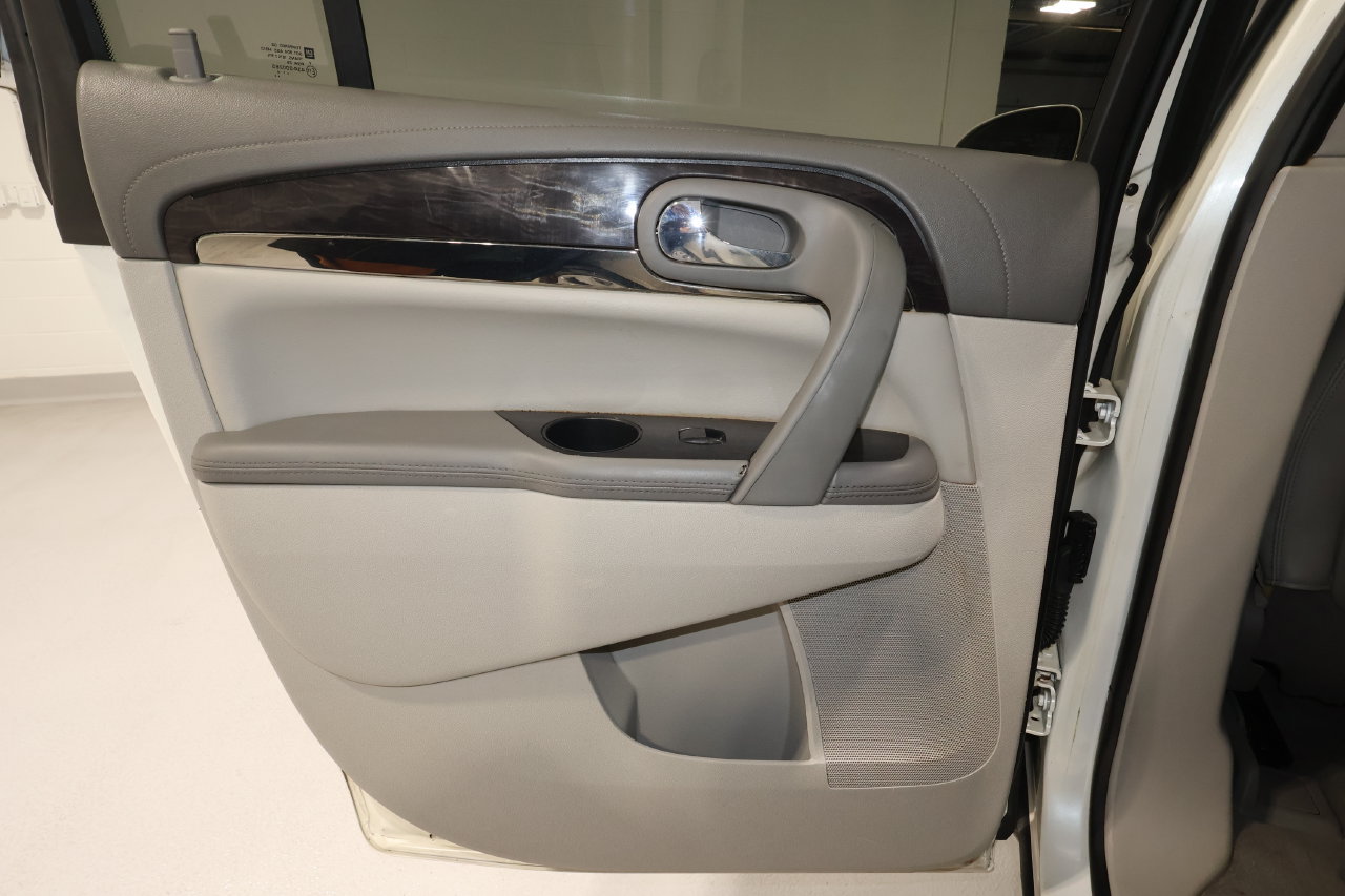 Used 2015 Buick Enclave Premium FWD image 12