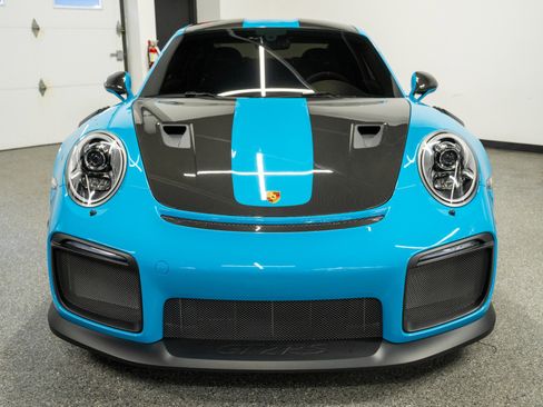 Used 2018 Porsche 911 GT2 RS RWD image 4