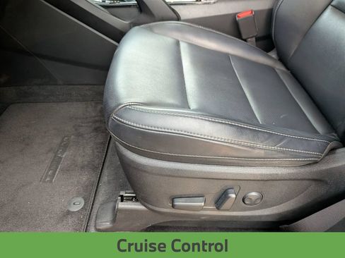 Used 2024 Kia Telluride S w/ S Sunroof Package FWD image 16