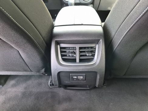 Used 2025 Chevrolet Blazer LT FWD image 25