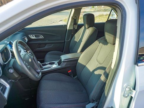 Used 2013 Chevrolet Equinox LS image 16