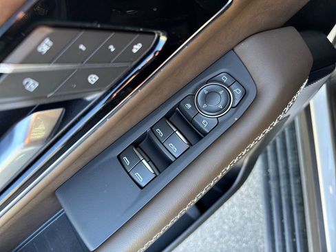 Used 2025 GMC Yukon Denali Ultimate w/ LPO, Floor Liner Package image 13