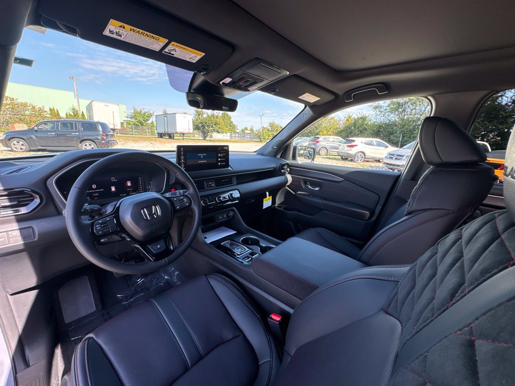 New 2026 Honda Pilot Black Edition image 22