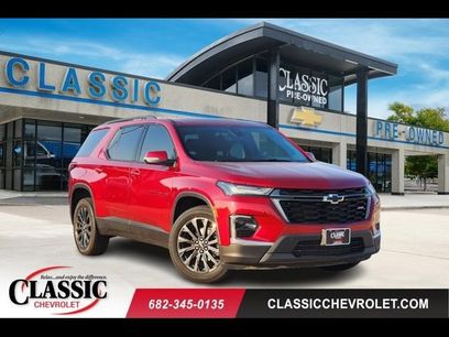 Used 2023 Chevrolet Traverse RS