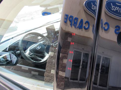 Used 2023 Ford Explorer Limited w/ Limited Technology Package image 43