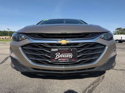 Used 2025 Chevrolet Malibu LT