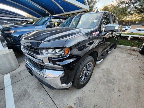 Used 2021 Chevrolet Silverado 1500 LT w/ Texas Edition Plus image 3