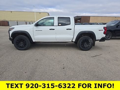 Used 2024 Chevrolet Colorado Trail Boss w/ Advanced Trailering Package image 3
