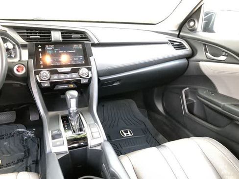 Used 2017 Honda Civic Touring image 12