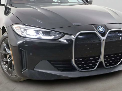 Used 2023 BMW i4 eDrive35 w/ Premium Package RWD image 43
