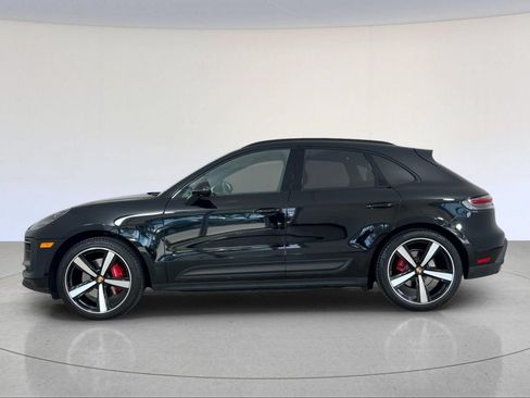 Certified 2024 Porsche Macan S AWD/4WD image 2
