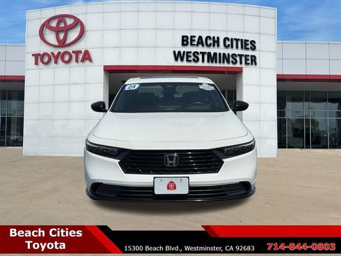 Used 2025 Honda Accord Sport image 4