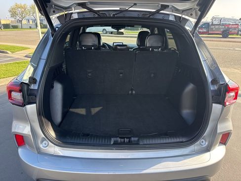 Used 2024 Ford Escape ST-Line image 6