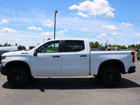 New 2026 Chevrolet Silverado 1500 ZR2 AWD/4WD image 6