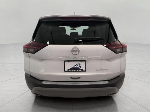 Used 2023 Nissan Rogue SV w/ SV Premium B Package AWD/4WD image 8