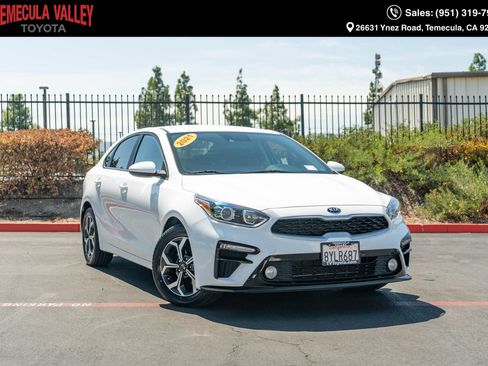 Used 2021 Kia Forte LXS FWD image 1