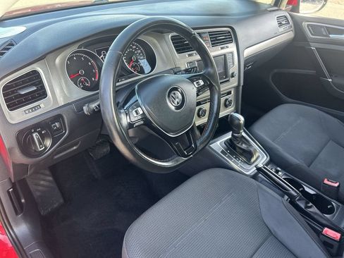 Used 2016 Volkswagen Golf S FWD image 15