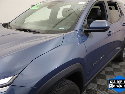 Used 2025 Chevrolet Equinox LT w/ Convenience Package II image 14