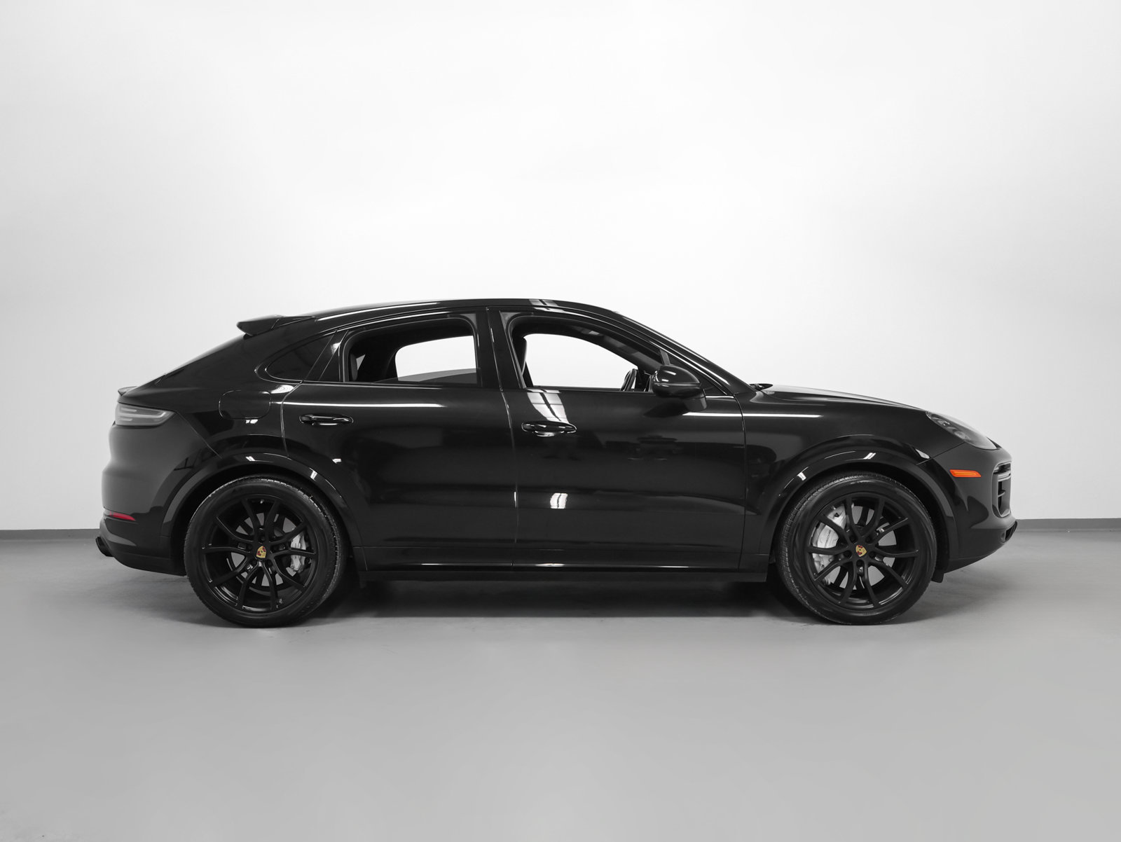 Certified 2021 Porsche Cayenne Turbo AWD/4WD image 13