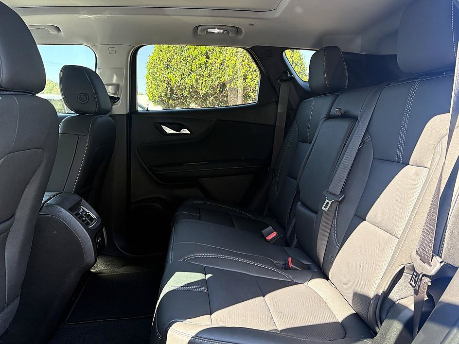 New 2026 Chevrolet Blazer LT AWD/4WD image 9