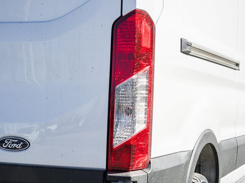 New 2026 Ford Transit 250 148 Medium Roof w/ Load Area Protection Package image 7