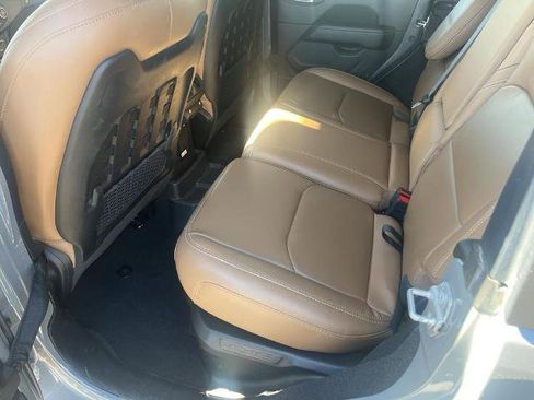 Used 2021 Jeep Wrangler Unlimited Rubicon image 45