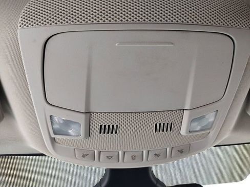 Used 2022 Ford Edge SEL image 53