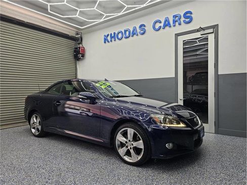 Used 2011 Lexus IS 250C image 7