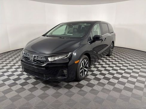 Used 2025 Honda Odyssey EX-L image 13