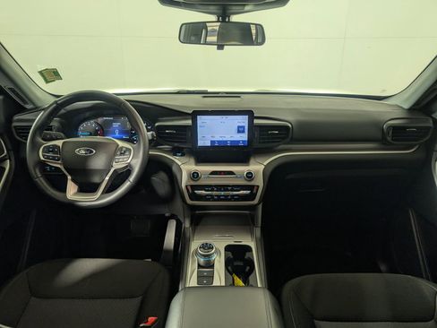 Certified 2022 Ford Explorer XLT image 14