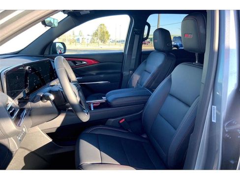 Used 2026 Chevrolet Traverse Z71 w/ Driver Confidence Package AWD/4WD image 26
