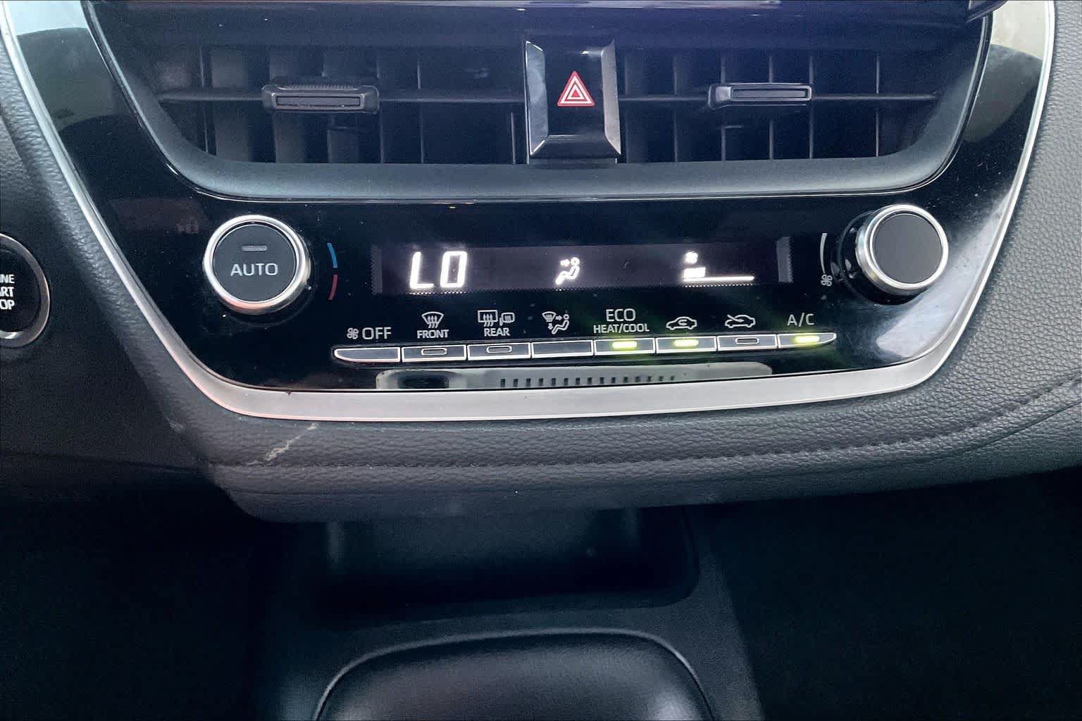 Used 2023 Toyota Corolla SE FWD image 28