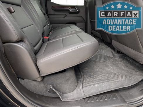 Used 2024 Chevrolet Silverado 1500 LT Trail Boss w/ Convenience Package II AWD/4WD image 27