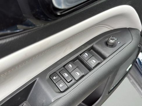 New 2026 Jeep Compass Limited w/ Sun, Sound & Navigation Group AWD/4WD image 25