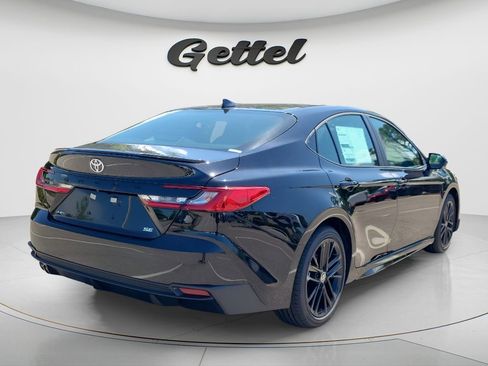 New 2026 Toyota Camry SE FWD image 5