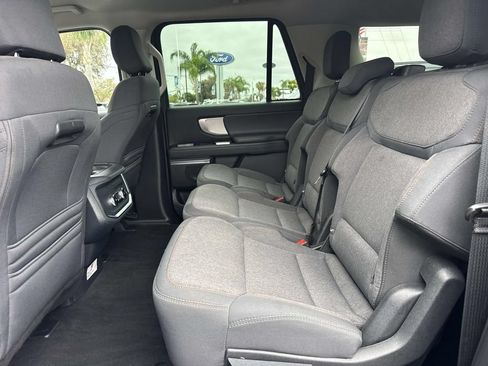 Certified 2025 Ford Expedition Max Active AWD/4WD image 11