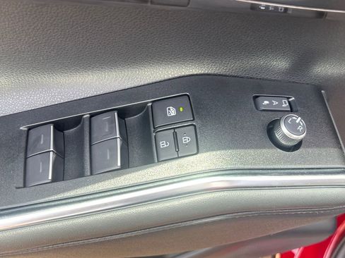 New 2026 Toyota Highlander Platinum image 46