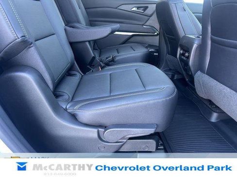 New 2026 Chevrolet Traverse LT w/ Enhanced Driving Package AWD/4WD image 37