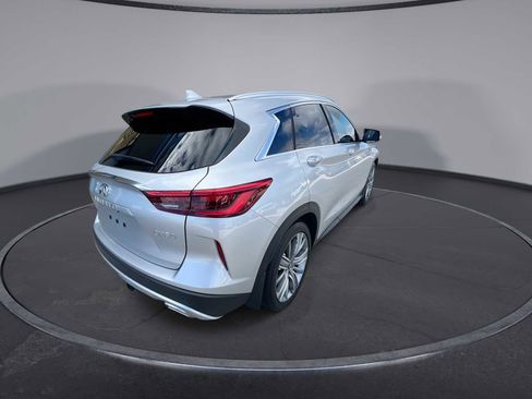 Used 2021 INFINITI QX50 Sensory image 8