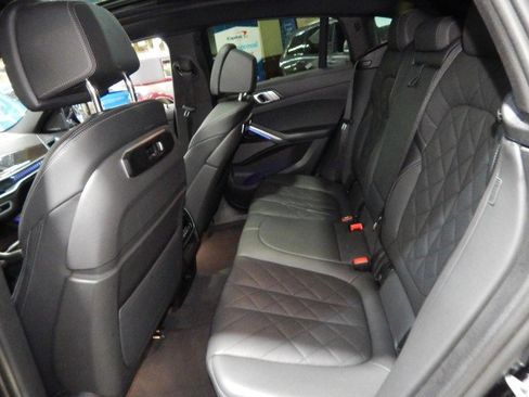 Used 2025 BMW X6 xDrive40i image 38