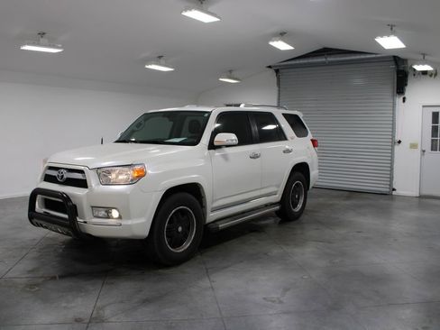 Used 2012 Toyota 4Runner Limited image 4