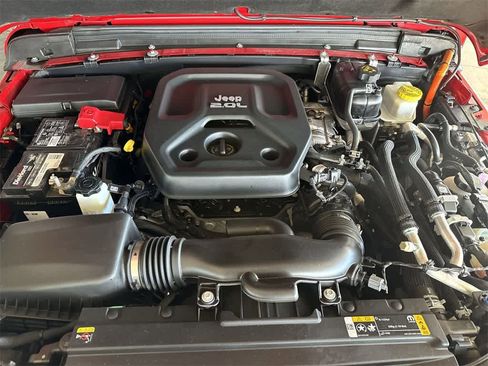 Used 2022 Jeep Wrangler Unlimited Rubicon 4xe image 12